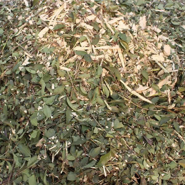 園林樹枝粉碎機(jī)粉碎成品